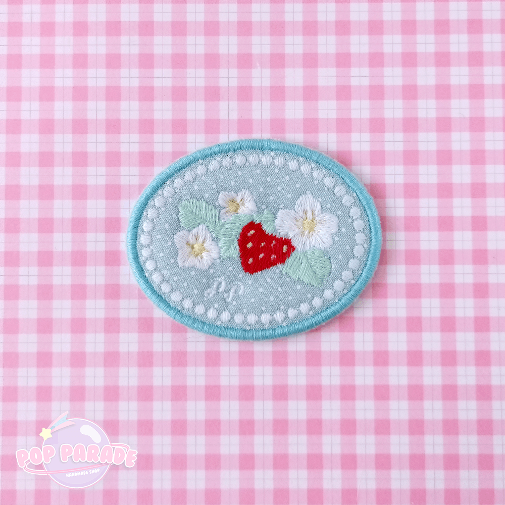 Strawberry Cameo ♡ Hair Clip - ☆ POP PARADE ☆