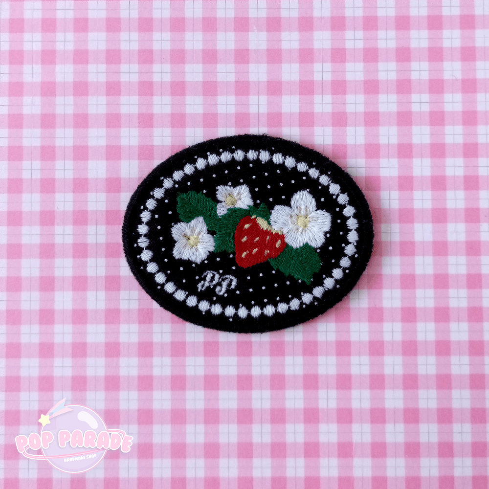 Strawberry Cameo ♡ Hair Clip - ☆ POP PARADE ☆